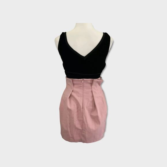 Tobi High Waist pleated mini skirt Blush pink sz medium - Picture 5 of 10